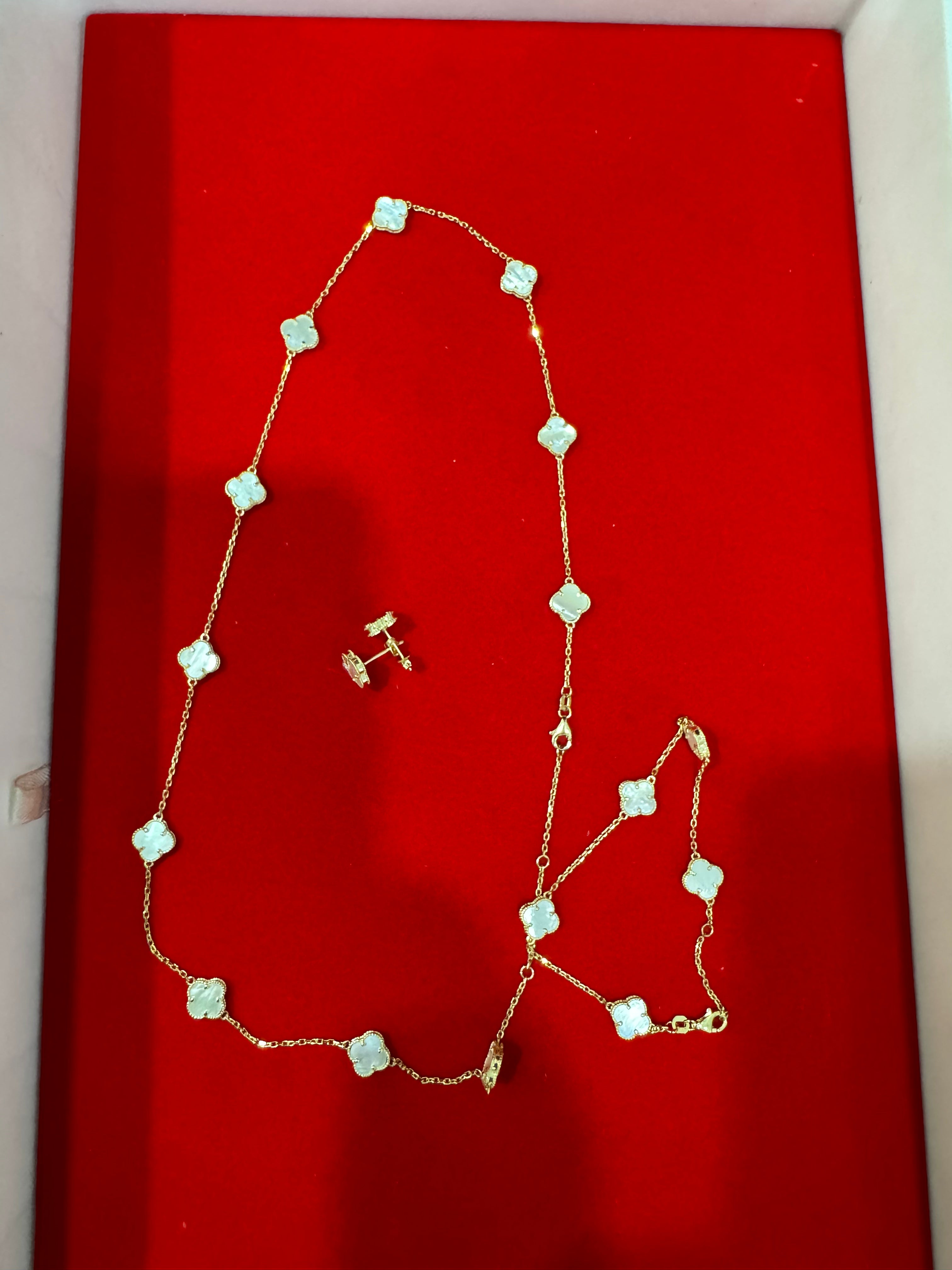 Set Flores Blancas 14K